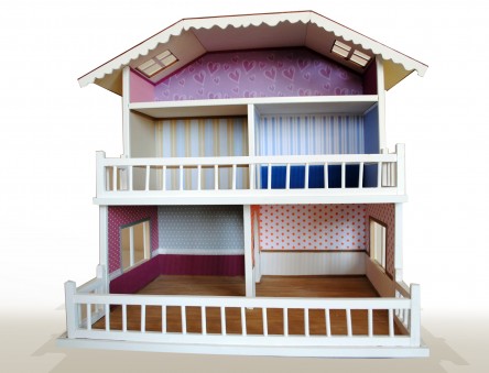 casa de muñecas artesanal